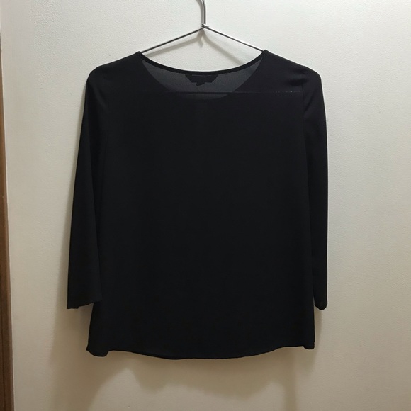 Black blouse - Picture 2 of 3